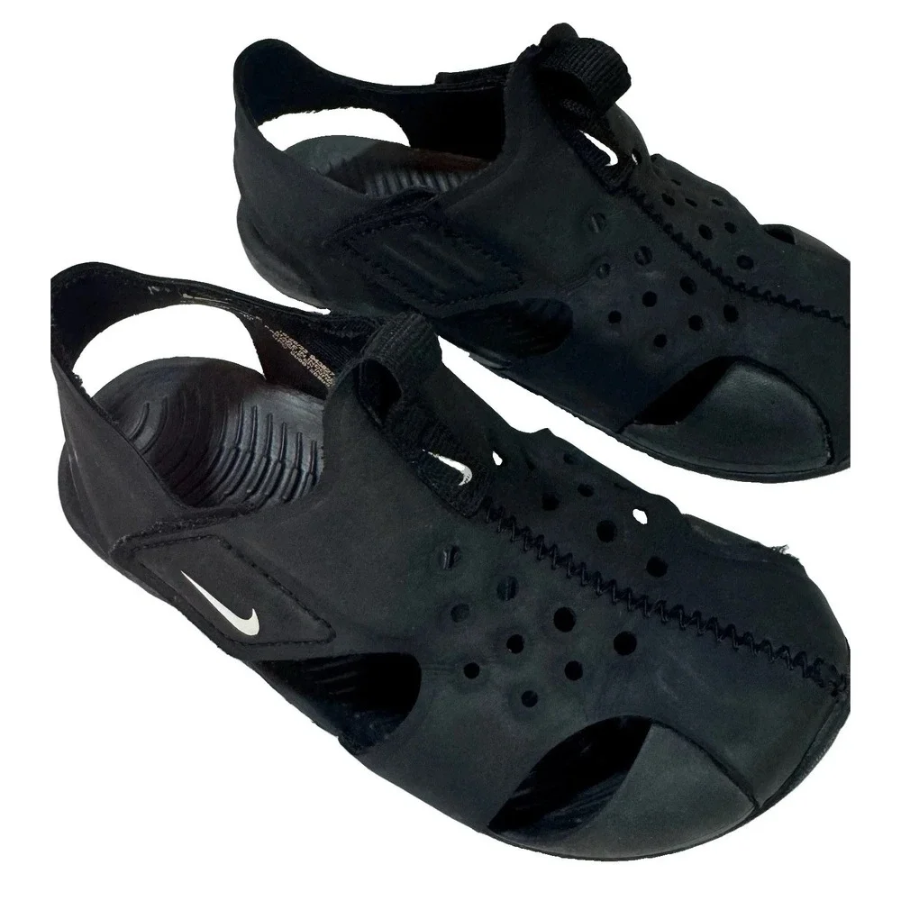 Nike Unisex Kids Black Slip-On Athletic Sandals Closed Toe Logo US 8.5